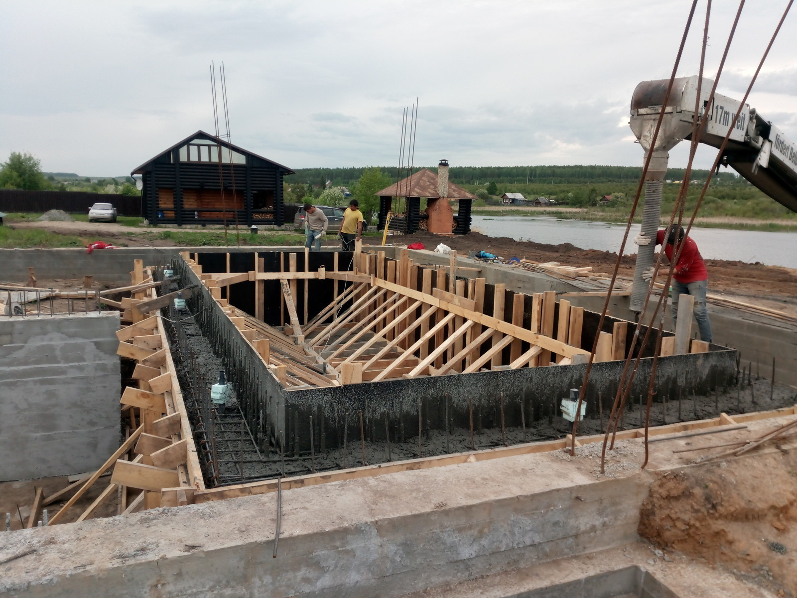 Бассейн в отдельностоящем здании