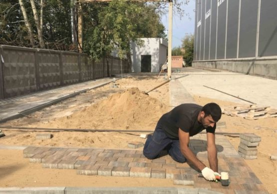 Укладка тротуарной плитки в Дмитровском районе. Лобня.