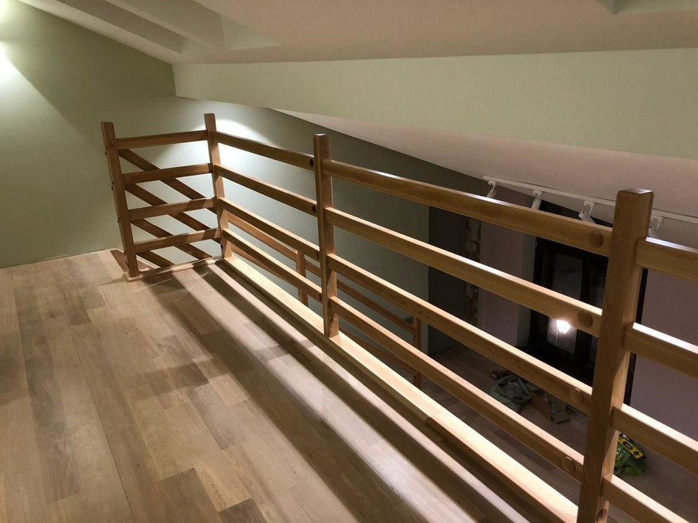 Деревянная  лестница