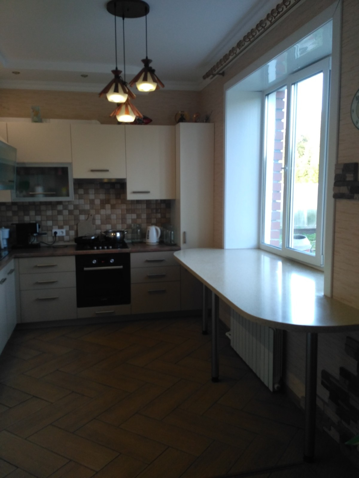 Обложка проекта: Стол-подоконник из искуственного камня