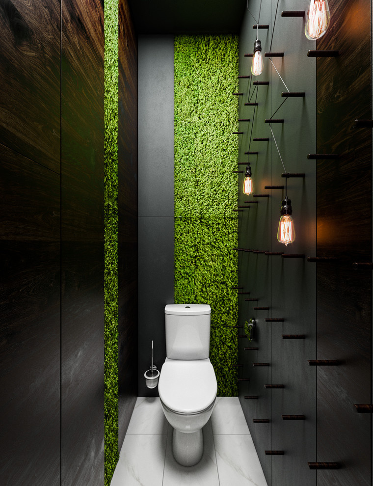 Туалет в офисном помещении