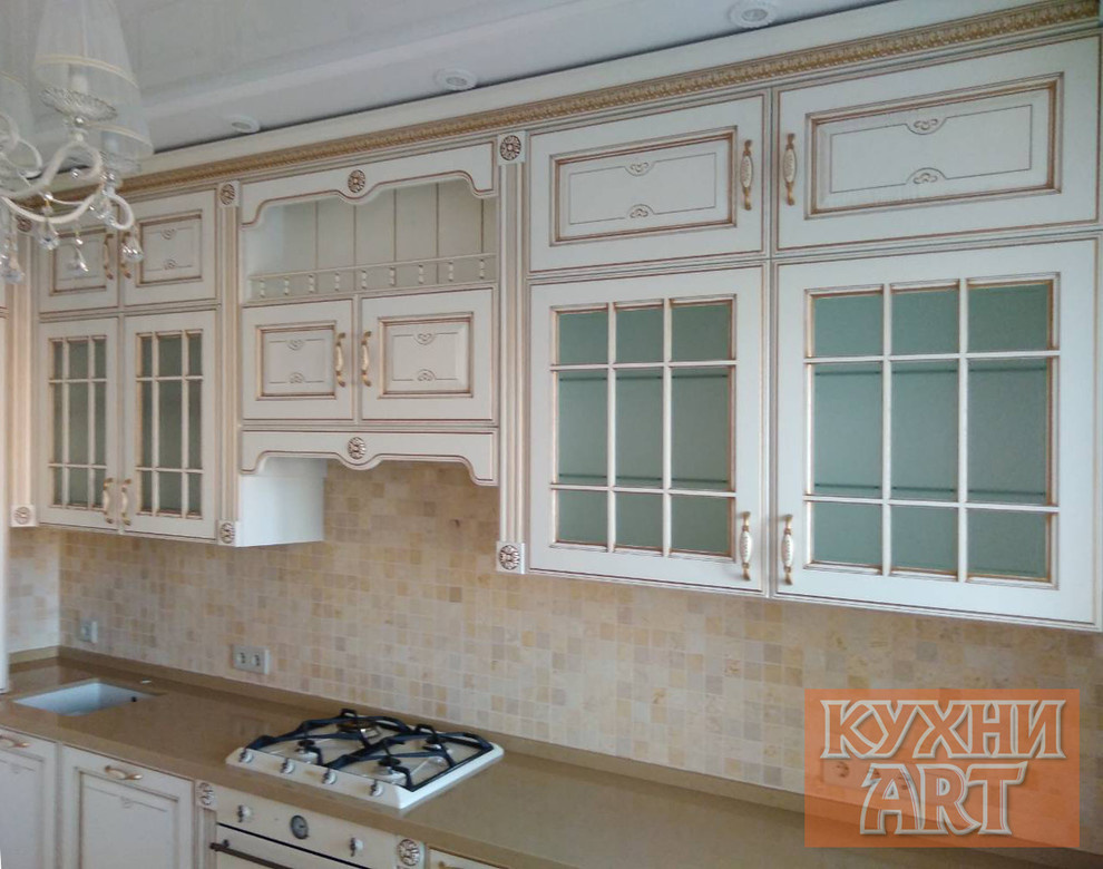 Кухня Афина Оро в квартире с газовым отоплением