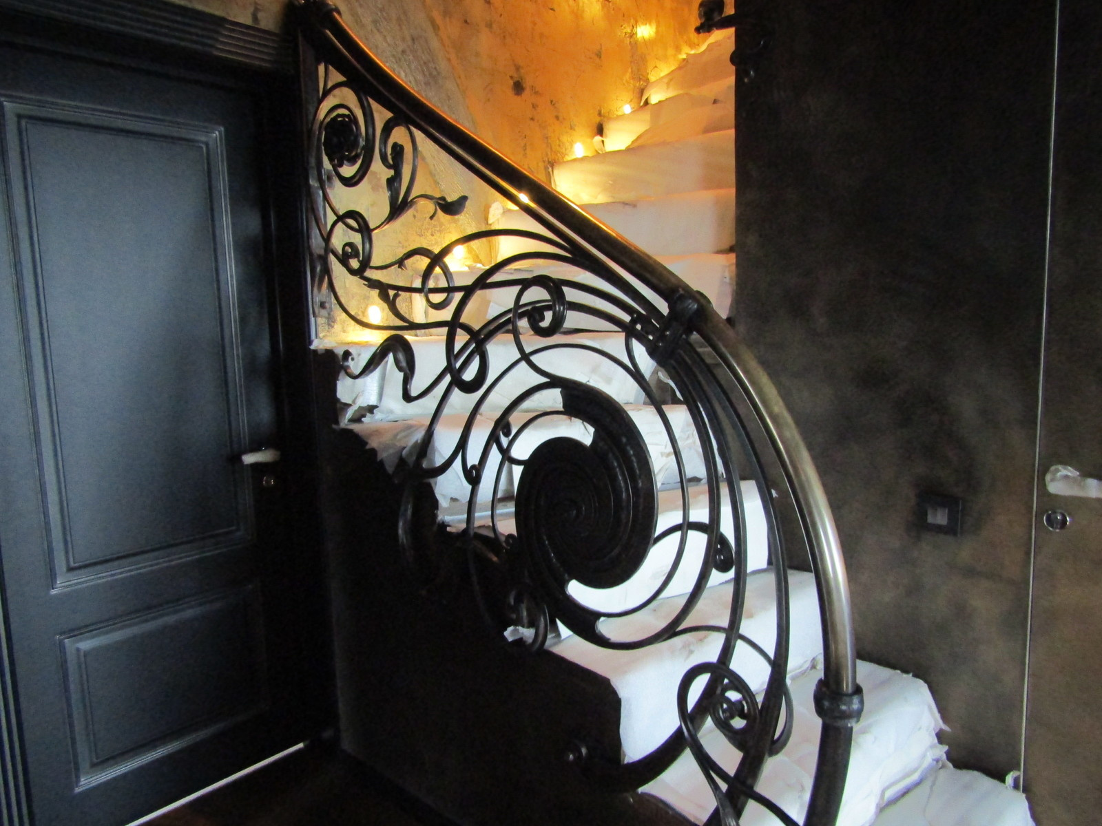 "Арт-Деко в Петербургском стиле"