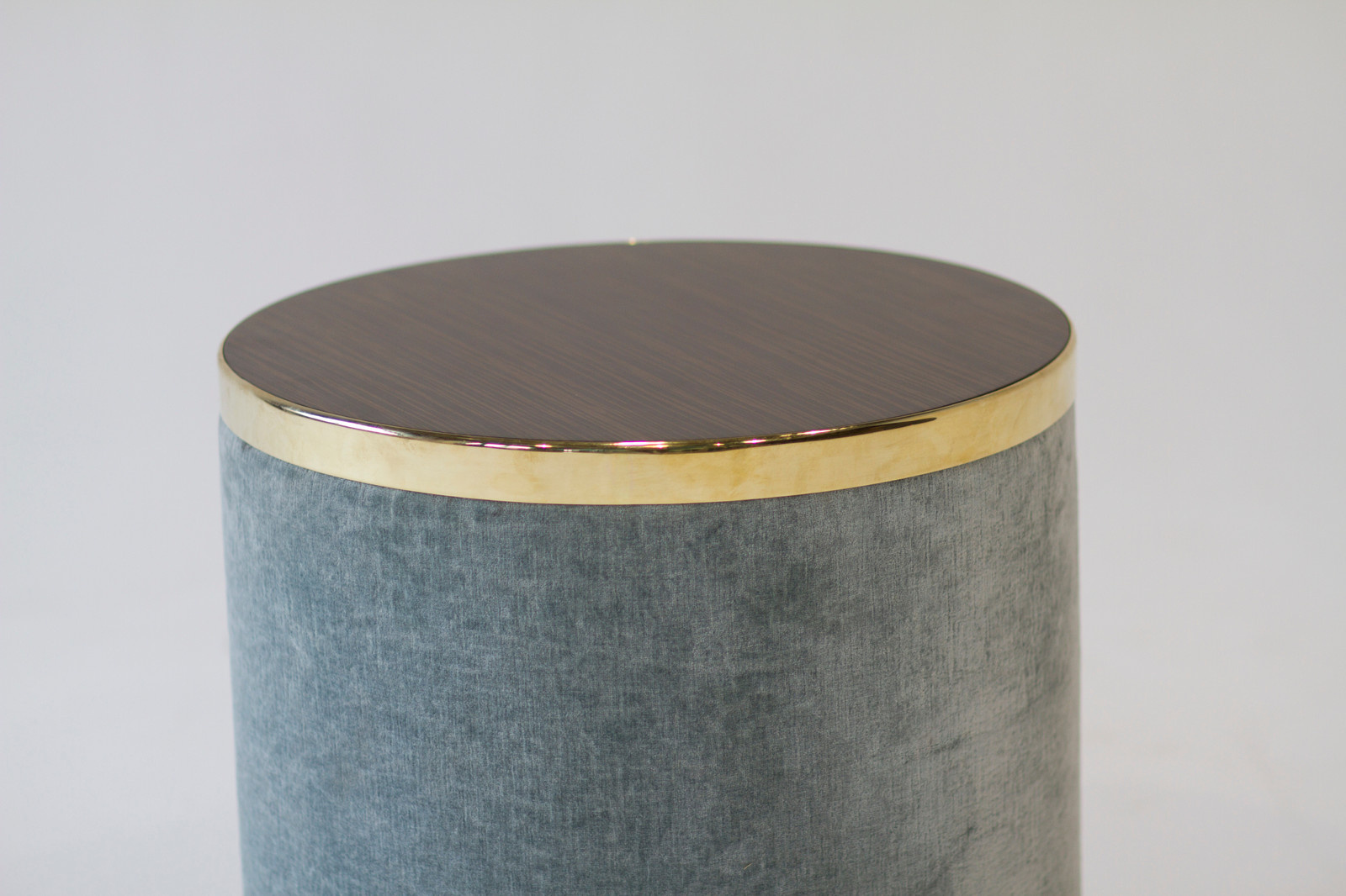 Композиция кресла и бара