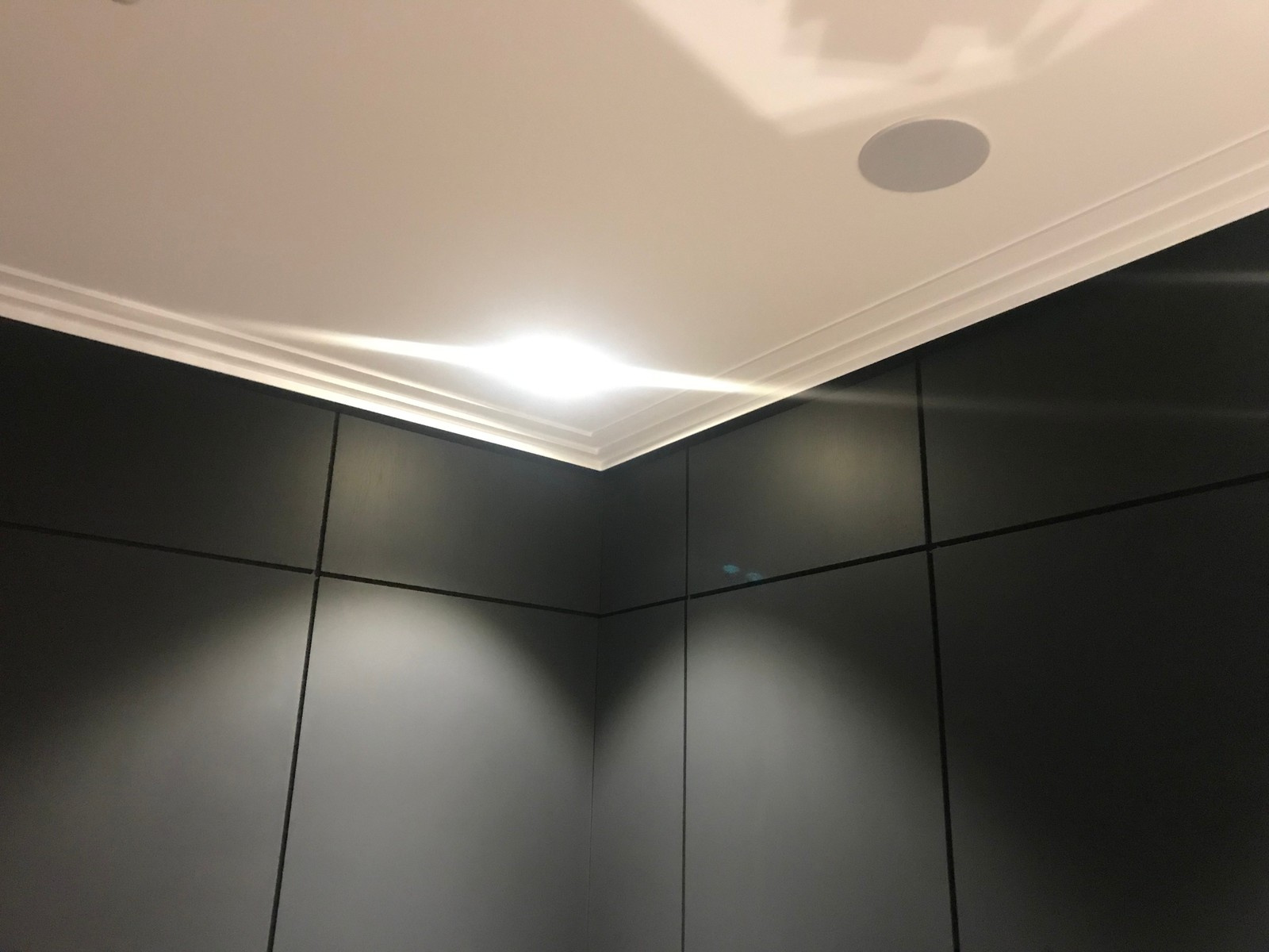 Обложка проекта: Мультирум в ЖК Grand Deluxe на Плющихе