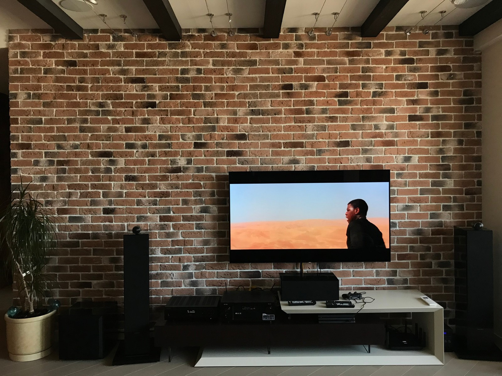 Домашний кинотеатр Bowers&Wilkins 700 Series