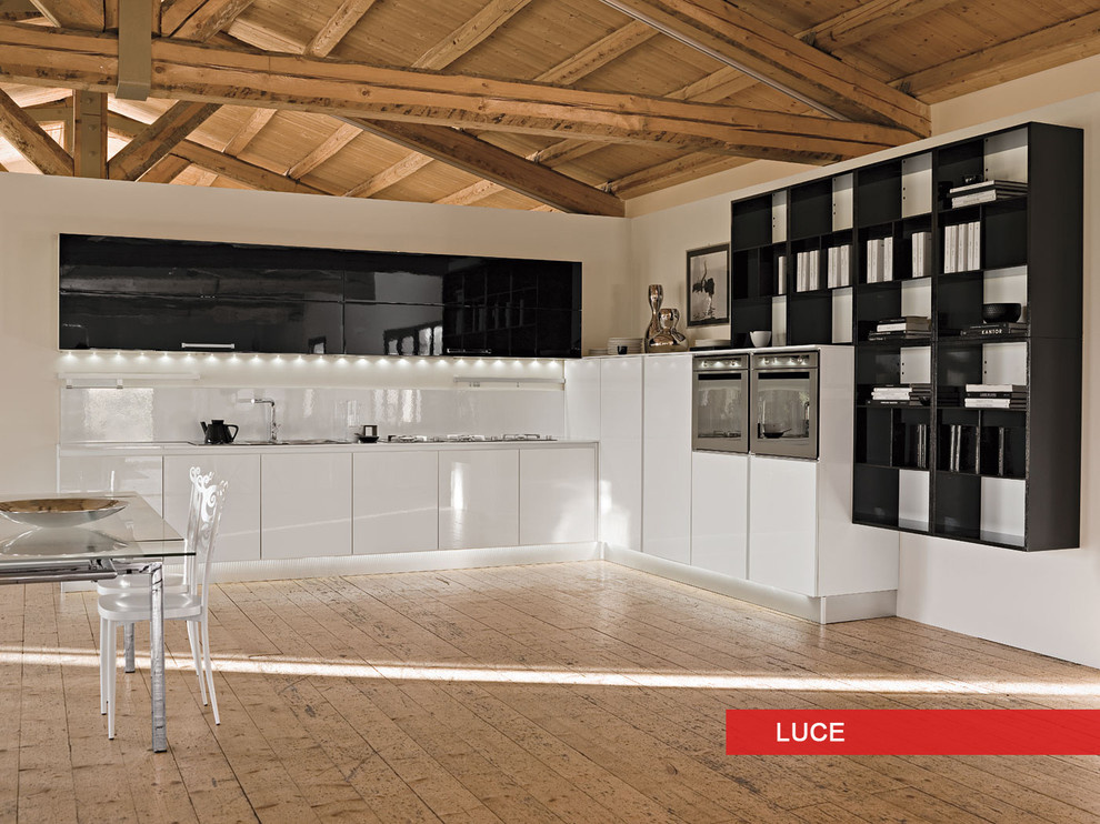 LUCE