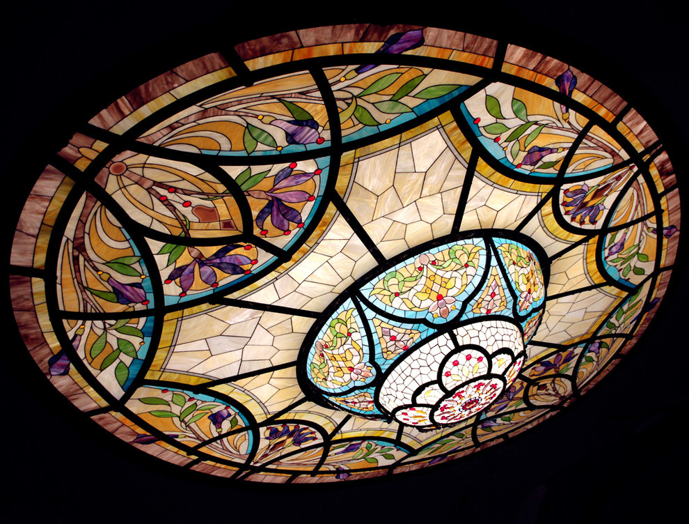 Обложка проекта: Витраж в потолке загородного дома