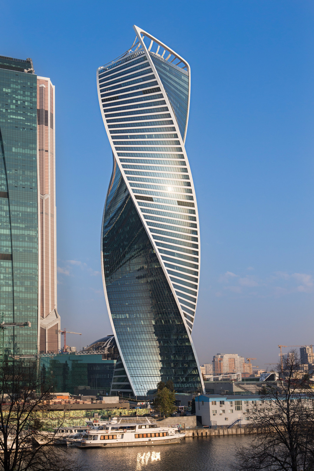 Фотосъемка башни "Эволюция"