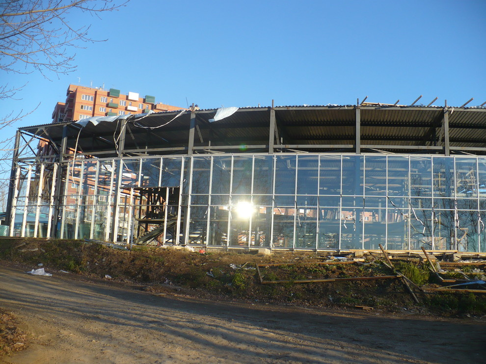 Остекление автоцентра "Хёндэ" в г. Иркутске (2011 г)