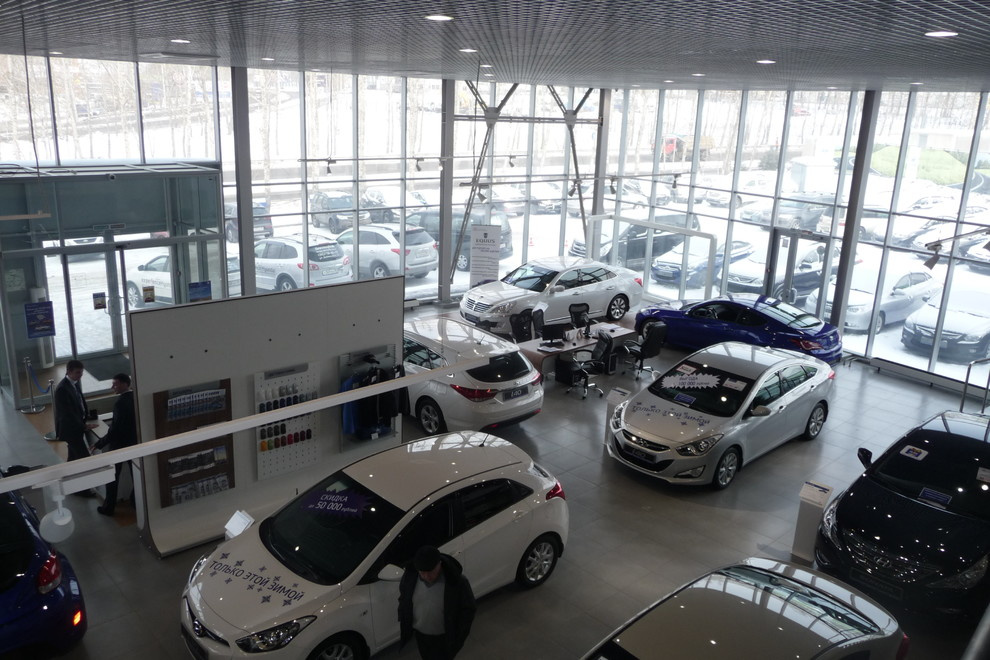 Остекление автоцентра "Хёндэ" в г. Иркутске (2011 г)