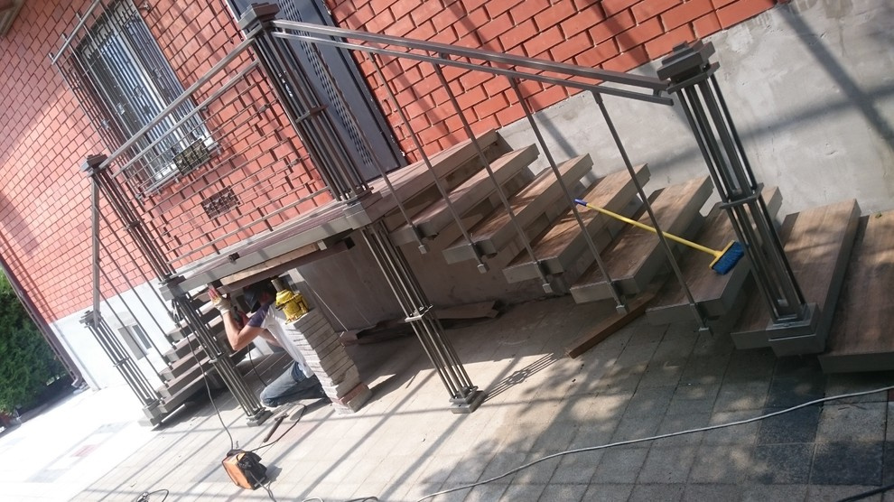 лестницы и навесы уличные частного дома