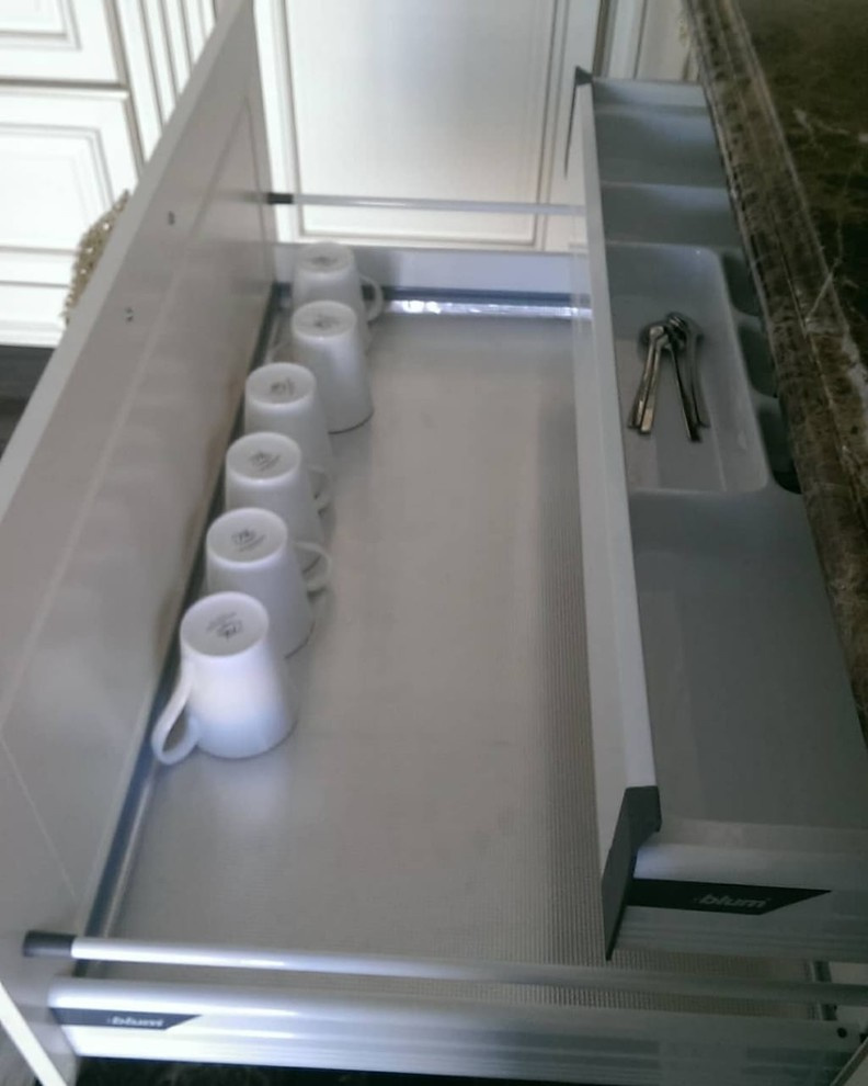 Кухня (массив ясеня)