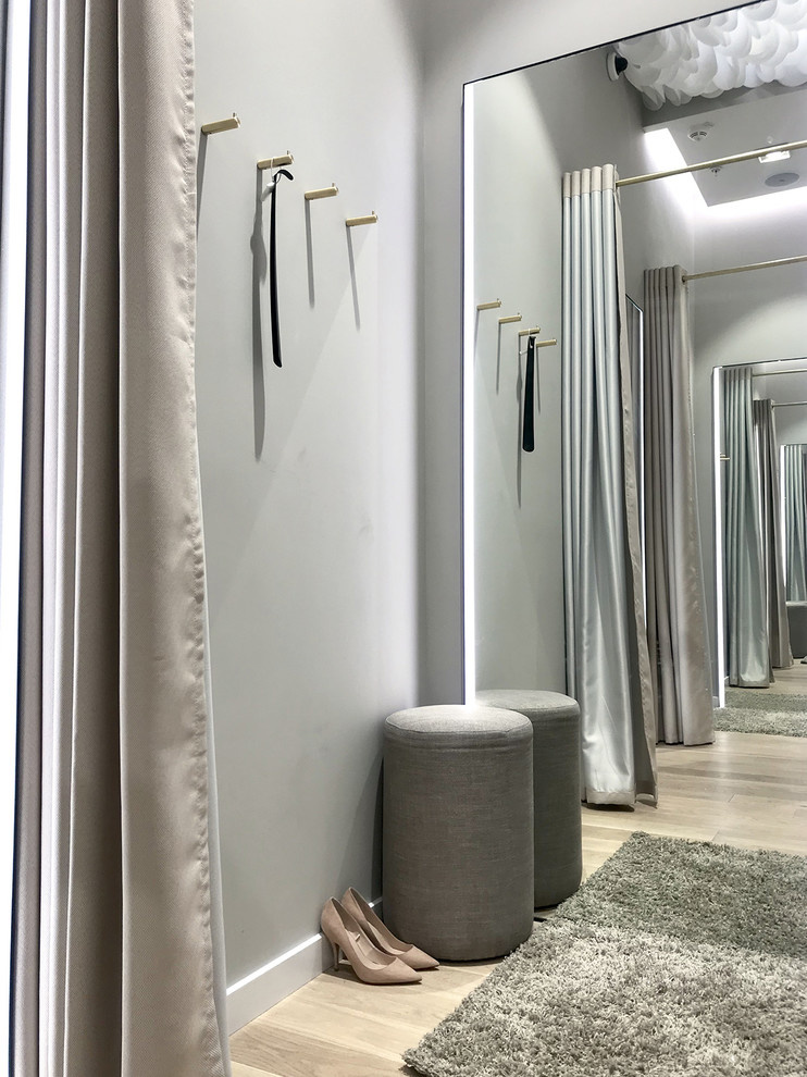 Ламельный потолок для примерочной 12 Storeez в г. Казани