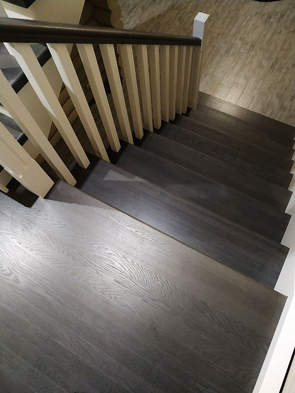 Лестница с подлестничным пространством