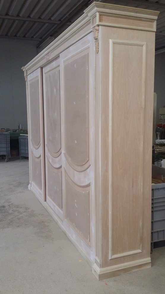 Armadio scorrevole decorato