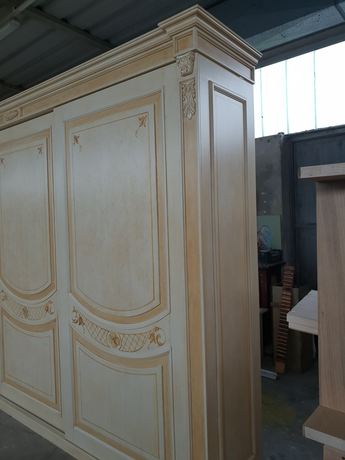 Armadio scorrevole decorato