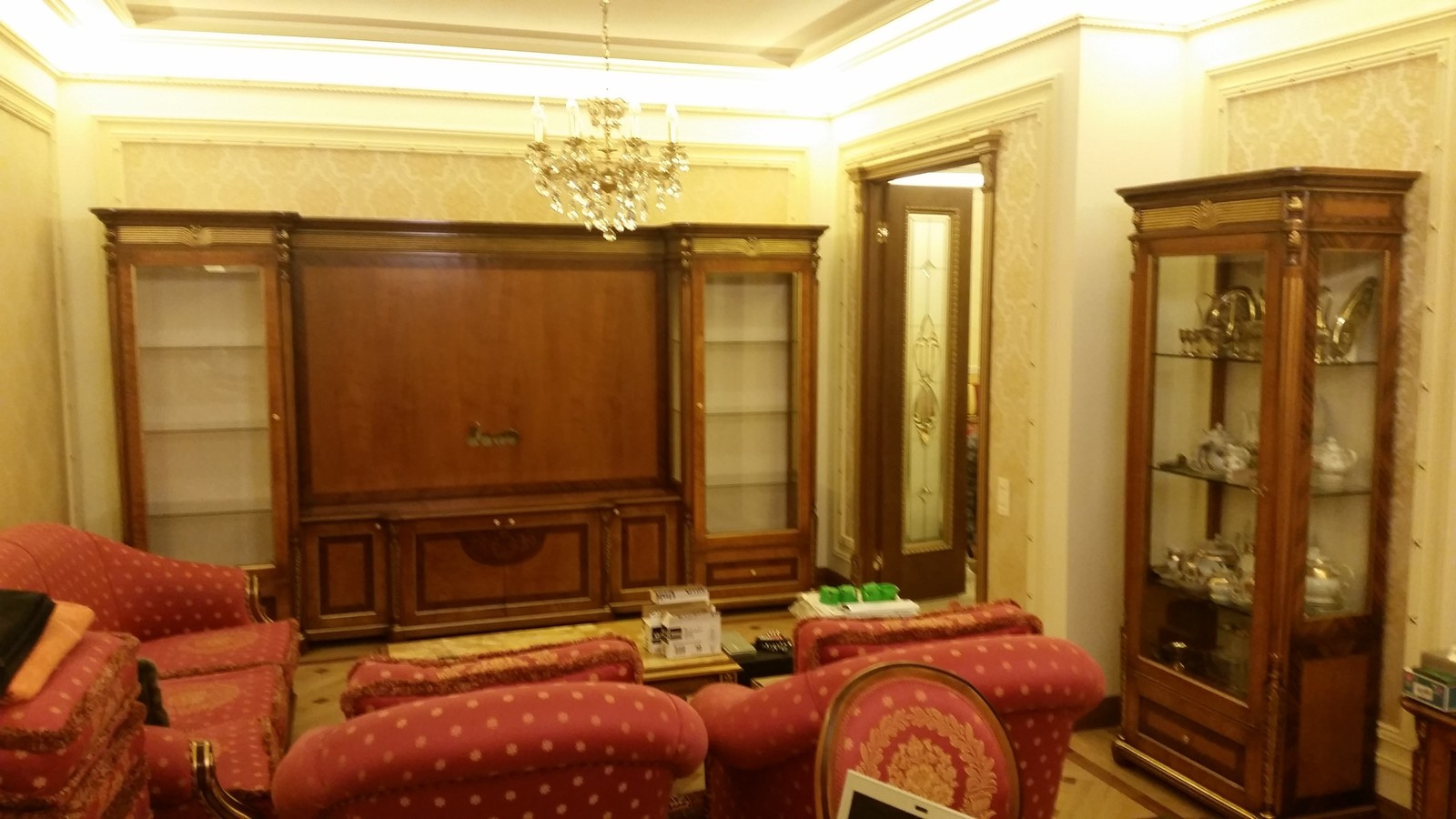 Шкаф к готовому интерьеру