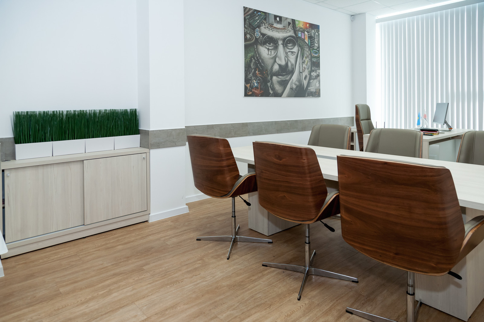 Обложка проекта: Офис