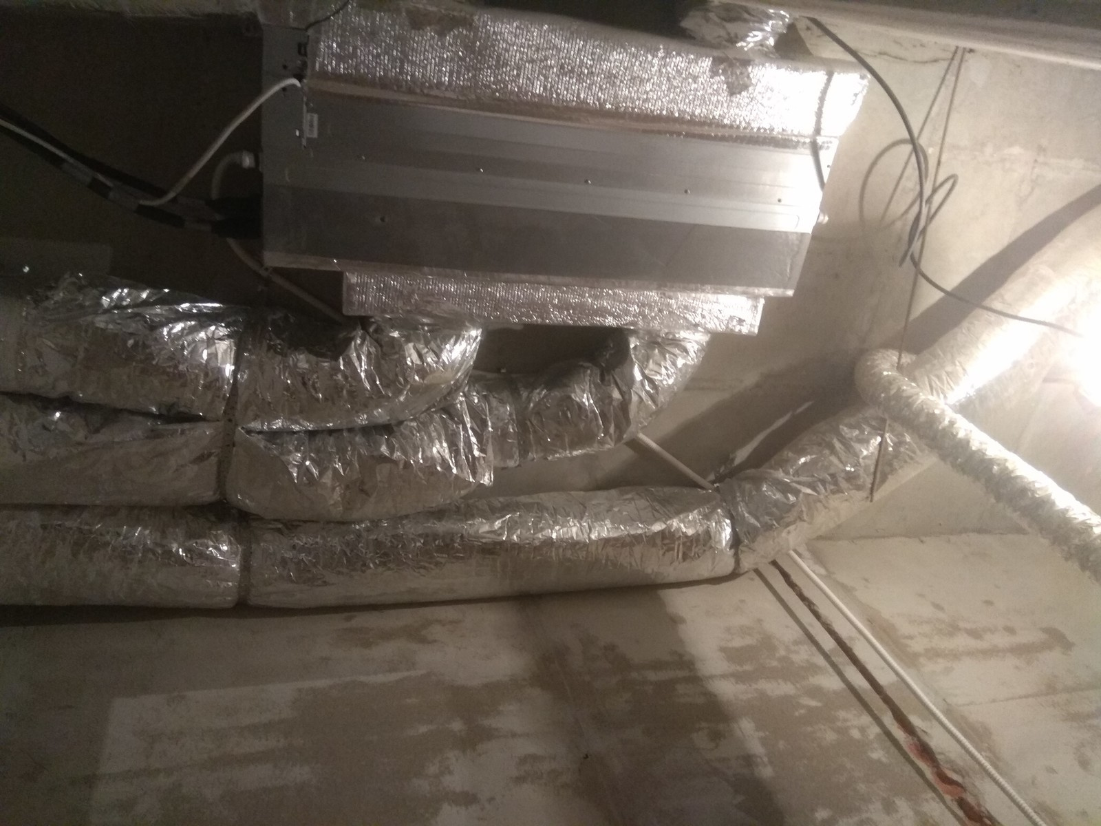 Обложка проекта: Канальные и настеннные кондиционеры