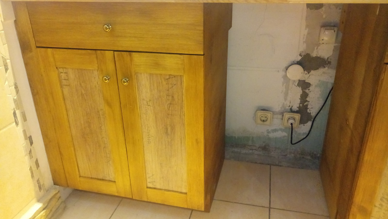 Kitchen Cabinets