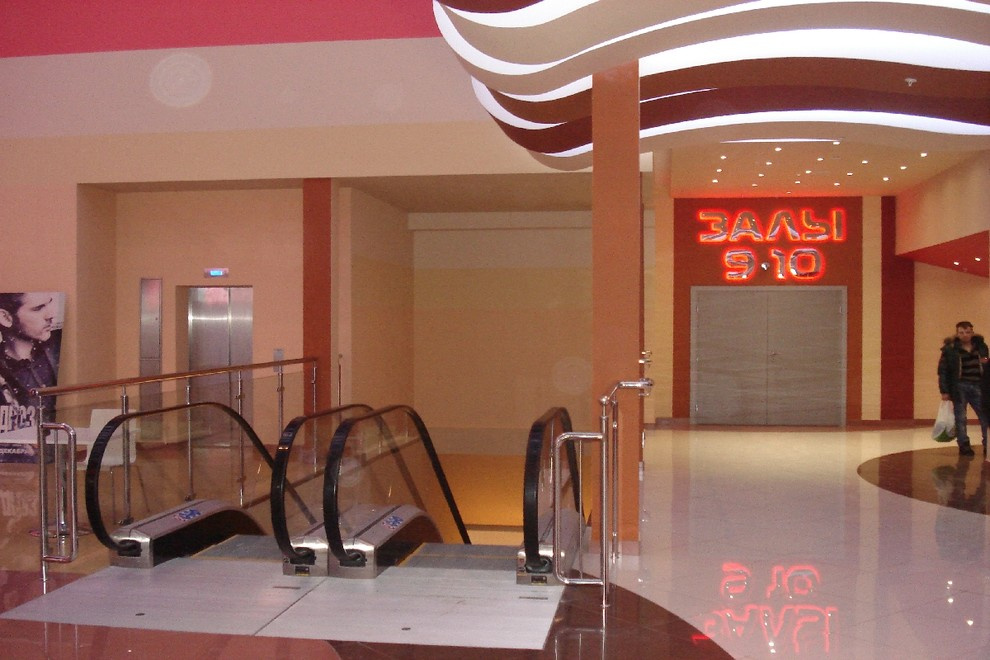 Строительство кинотеатра Каро в ТРК РАДУГА ПАРК г.Екатеринбург