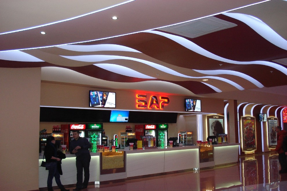 Строительство кинотеатра Каро в ТРК РАДУГА ПАРК г.Екатеринбург