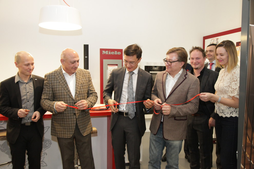 Grand opening салон кухонь SieMatic