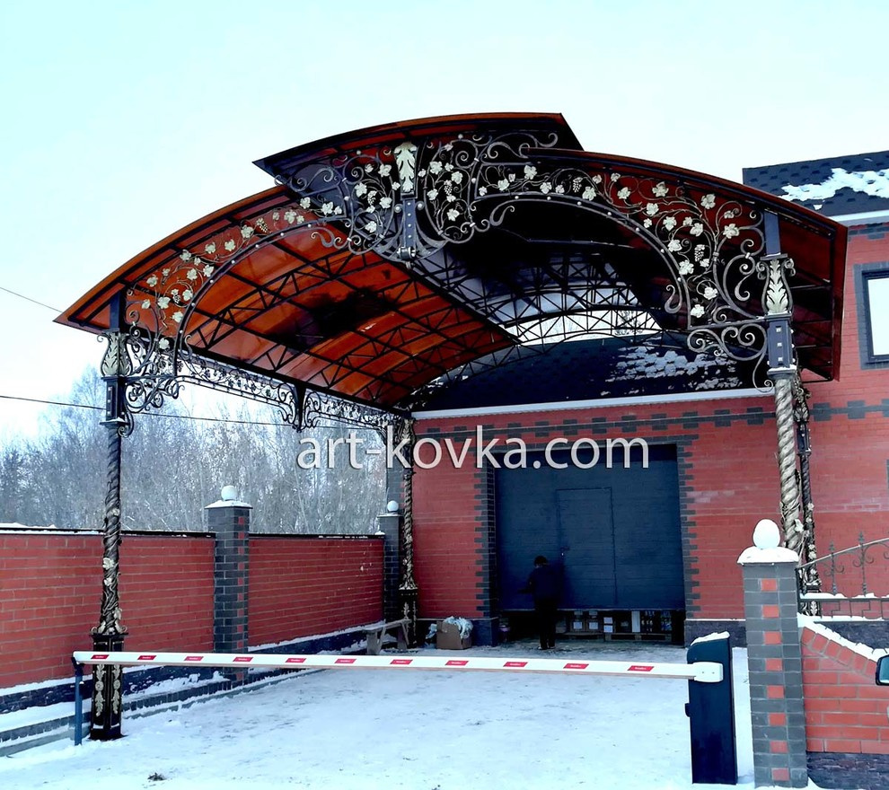 Навес кованый с поликарбонатом