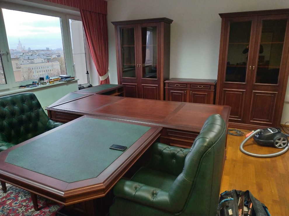 Мебель для кабинета "Мономах".