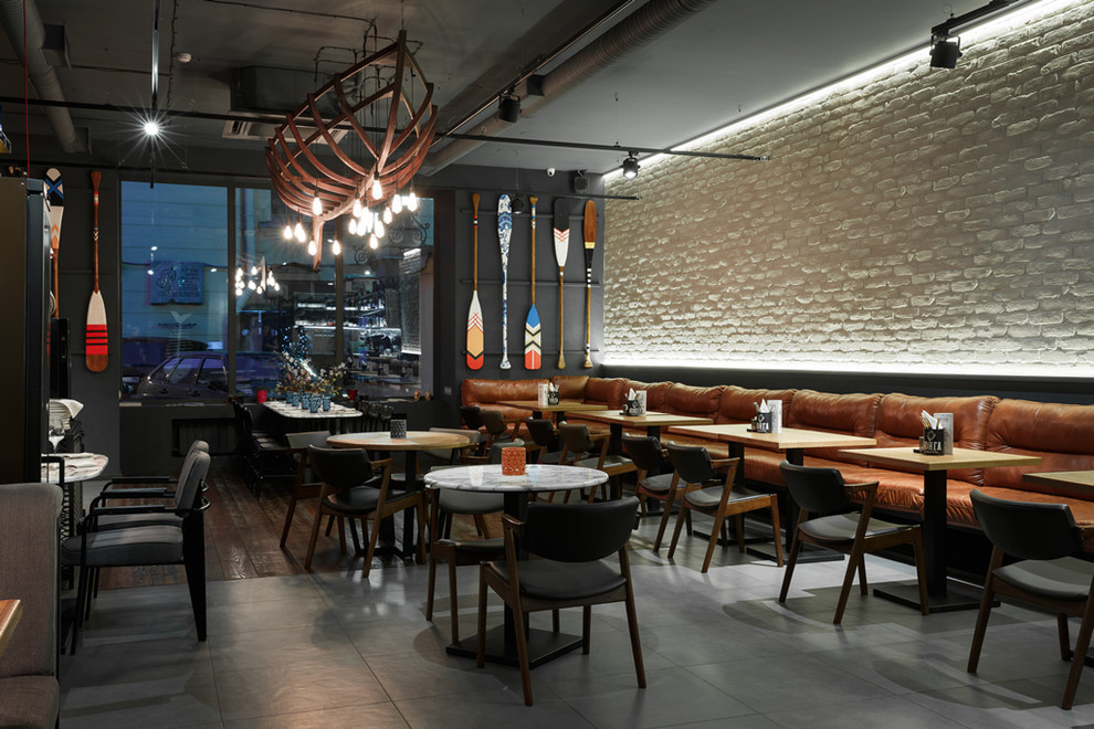 ЮНГА SEAFOOD & BAR