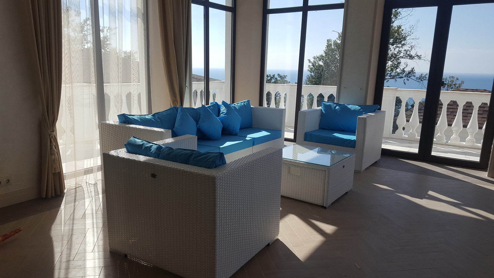 Комплект модульной мебели из искусственного ротанга для террасы