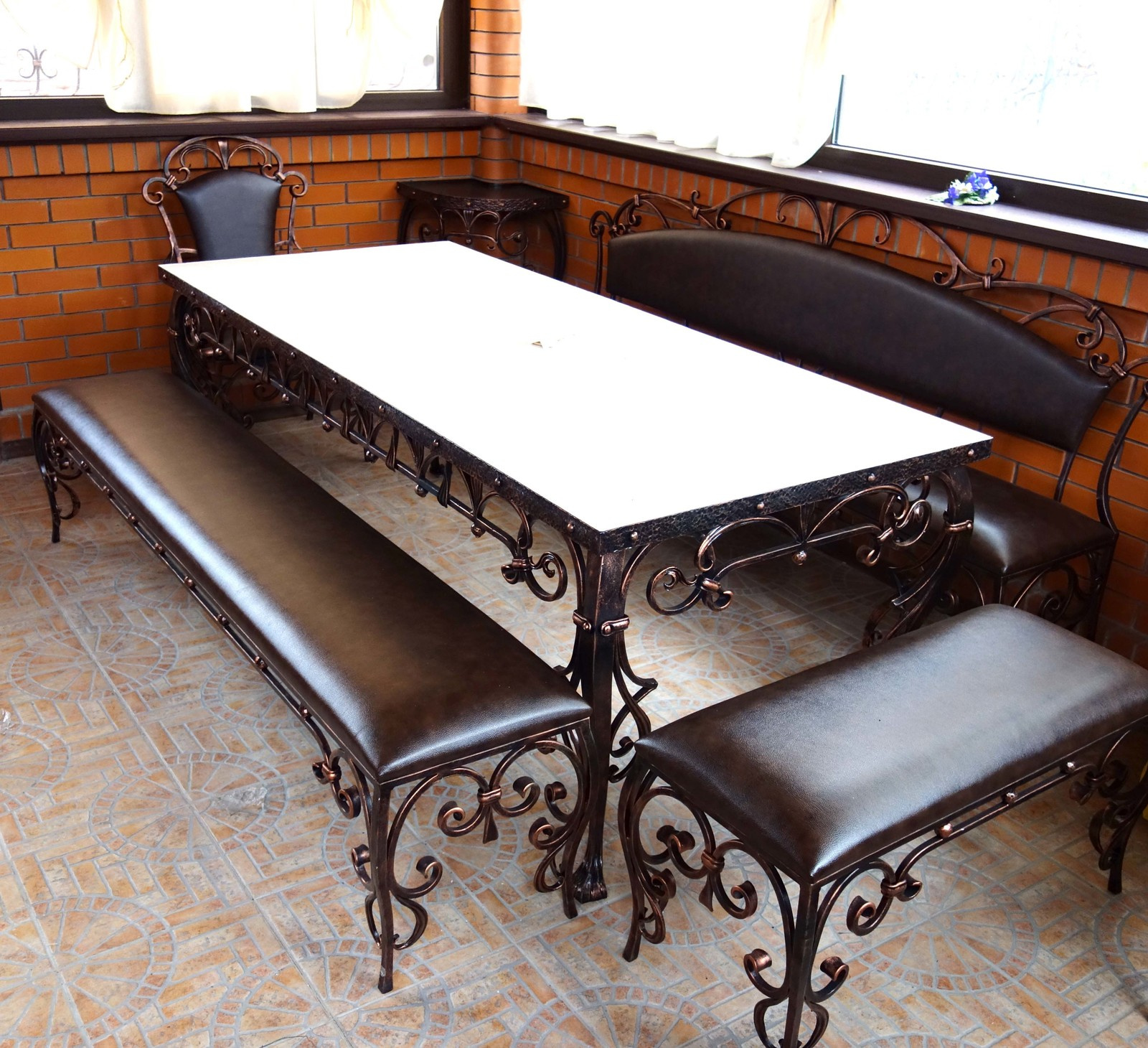 Обложка проекта: Стол , скамьи и кресло кованые