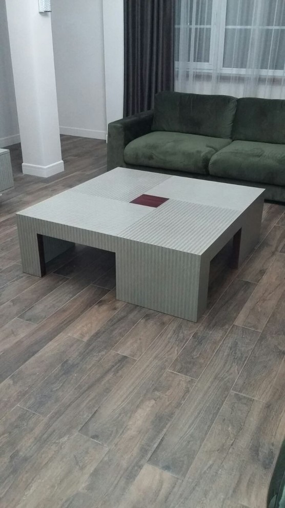 Обложка проекта: Журнальный столик ( Итальянский шпон, трёхцветный, под матовым лаком)