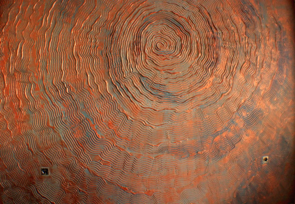 Абстрактный барельеф Медь