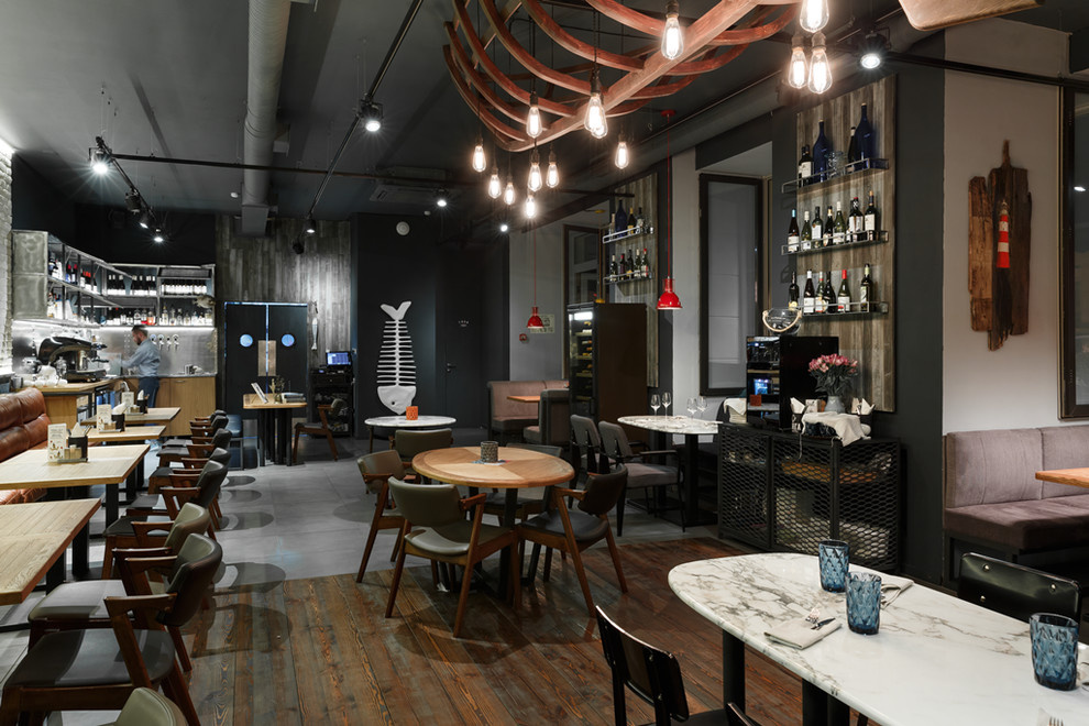 ЮНГА SEAFOOD & BAR