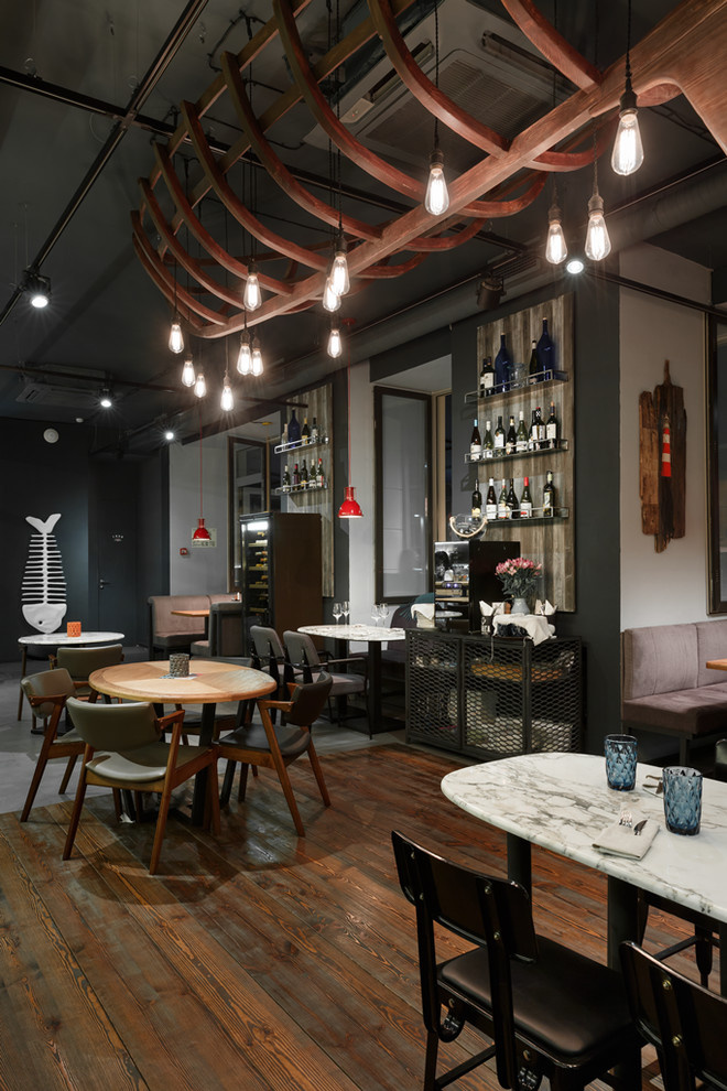 ЮНГА SEAFOOD & BAR