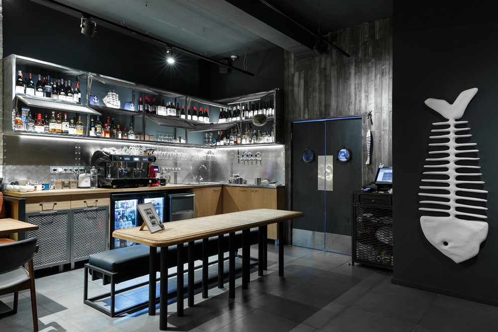 ЮНГА SEAFOOD & BAR