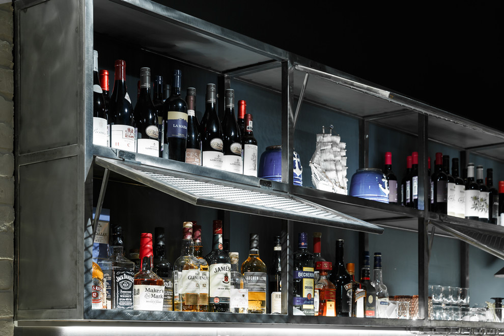 ЮНГА SEAFOOD & BAR