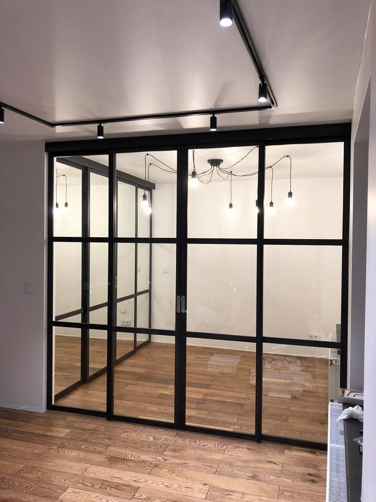 Раздвижные двери массив ясеня квартира на пер. Пирогова