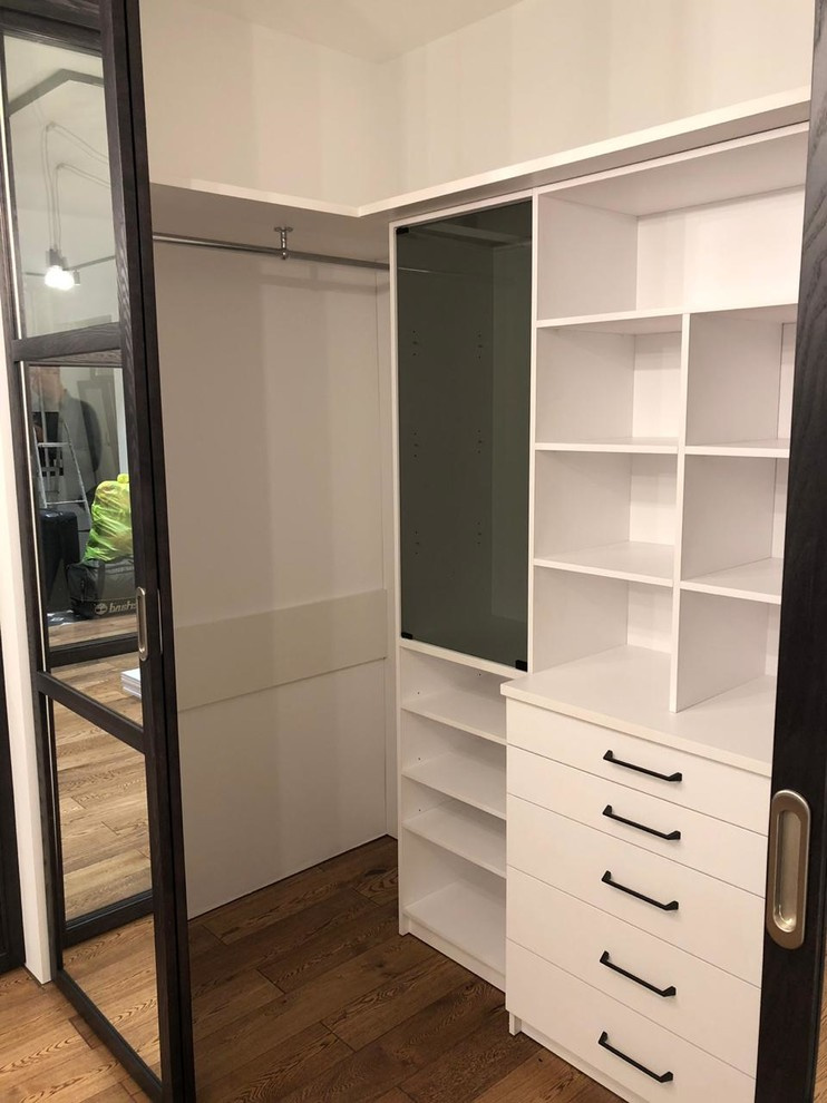 Обложка проекта: Раздвижные двери массив ясеня квартира на пер. Пирогова