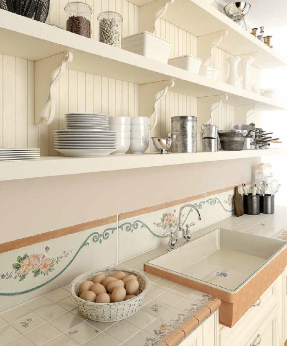 Кухня прованс в загородном доме