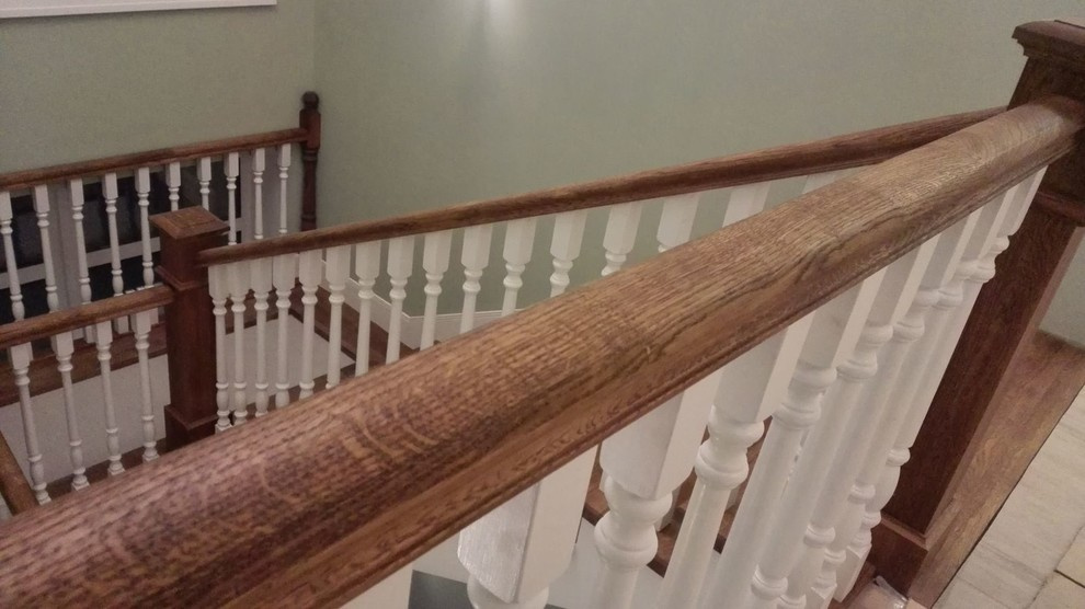 Облицовка лестницы дубом