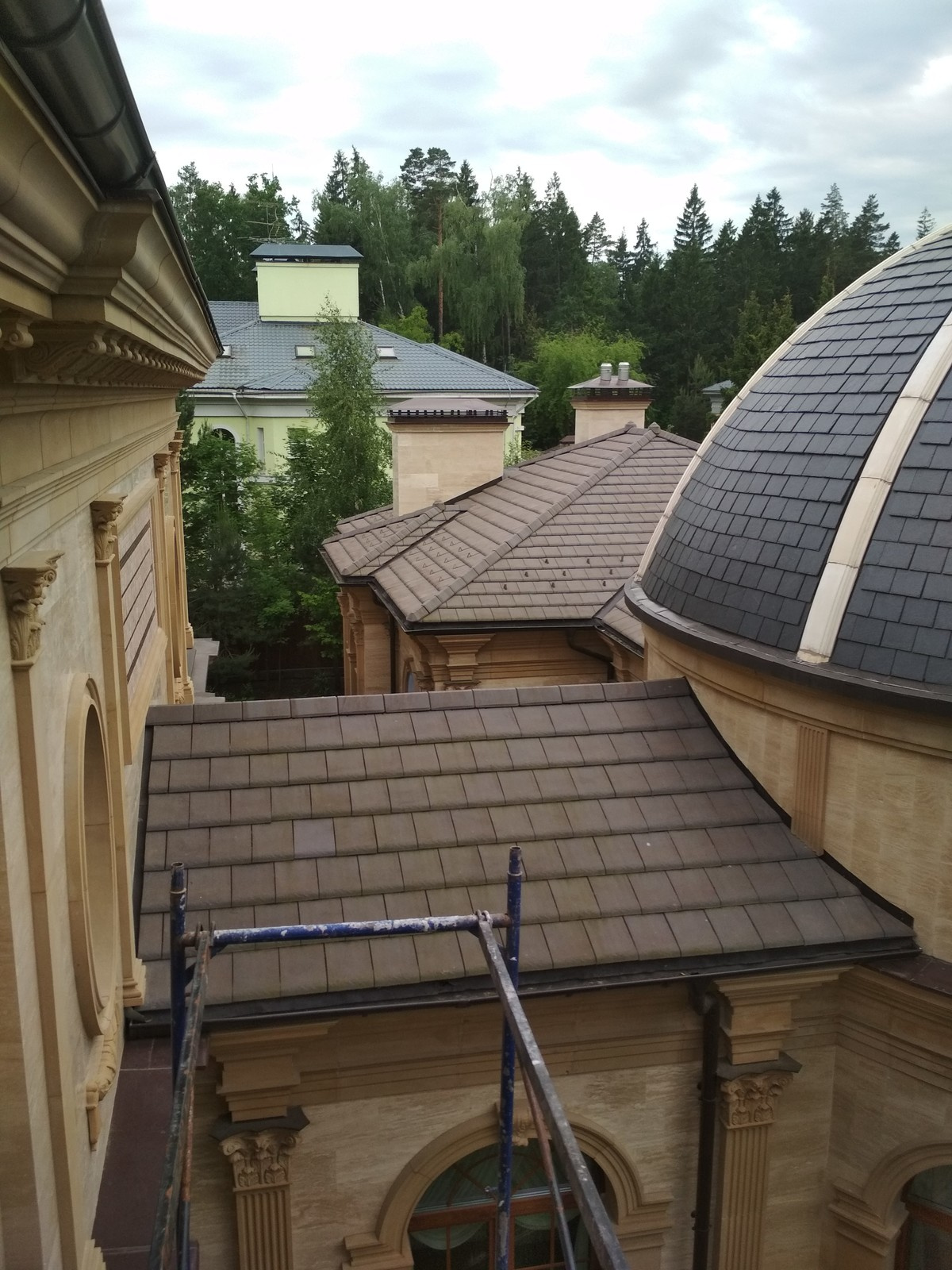 Монтаж кровля и водостоки