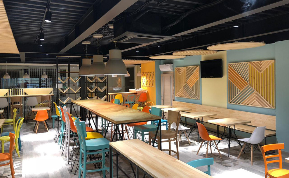 Интерьер кафе быстрого питания