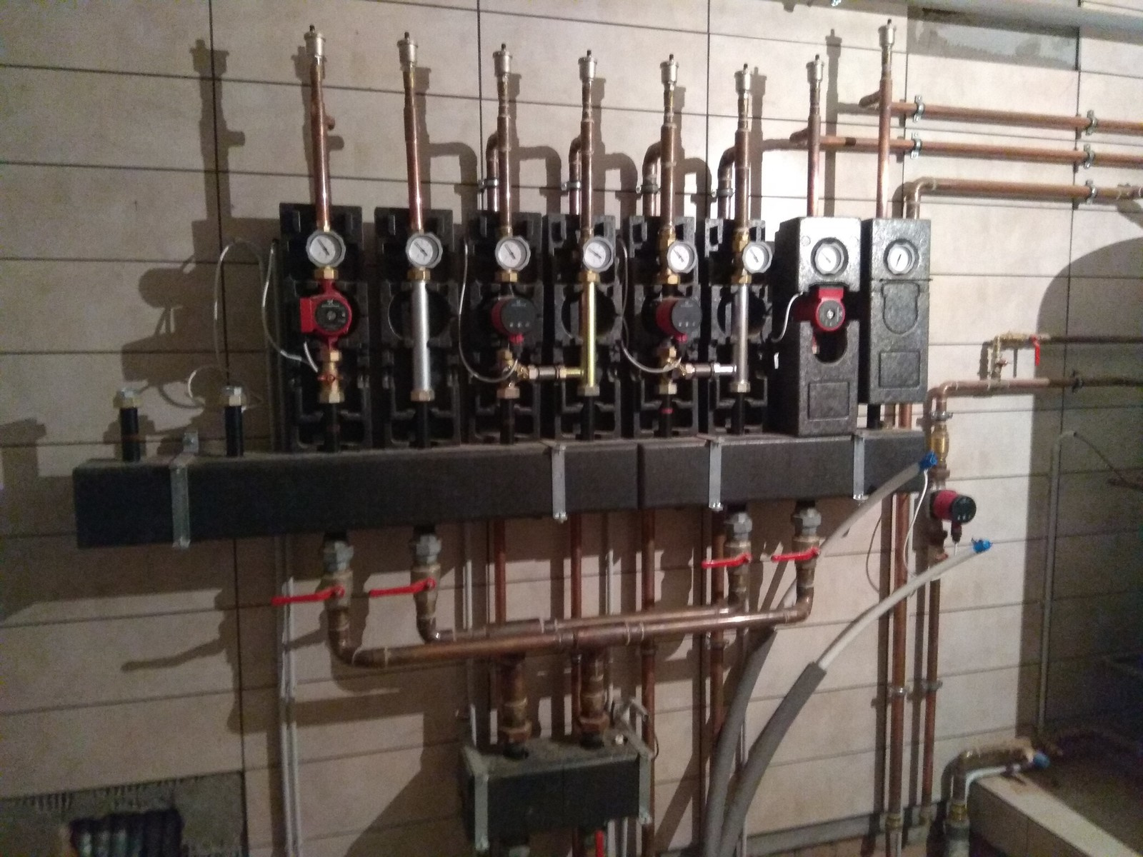 монтаж инженерных коммуникаций загородного дома