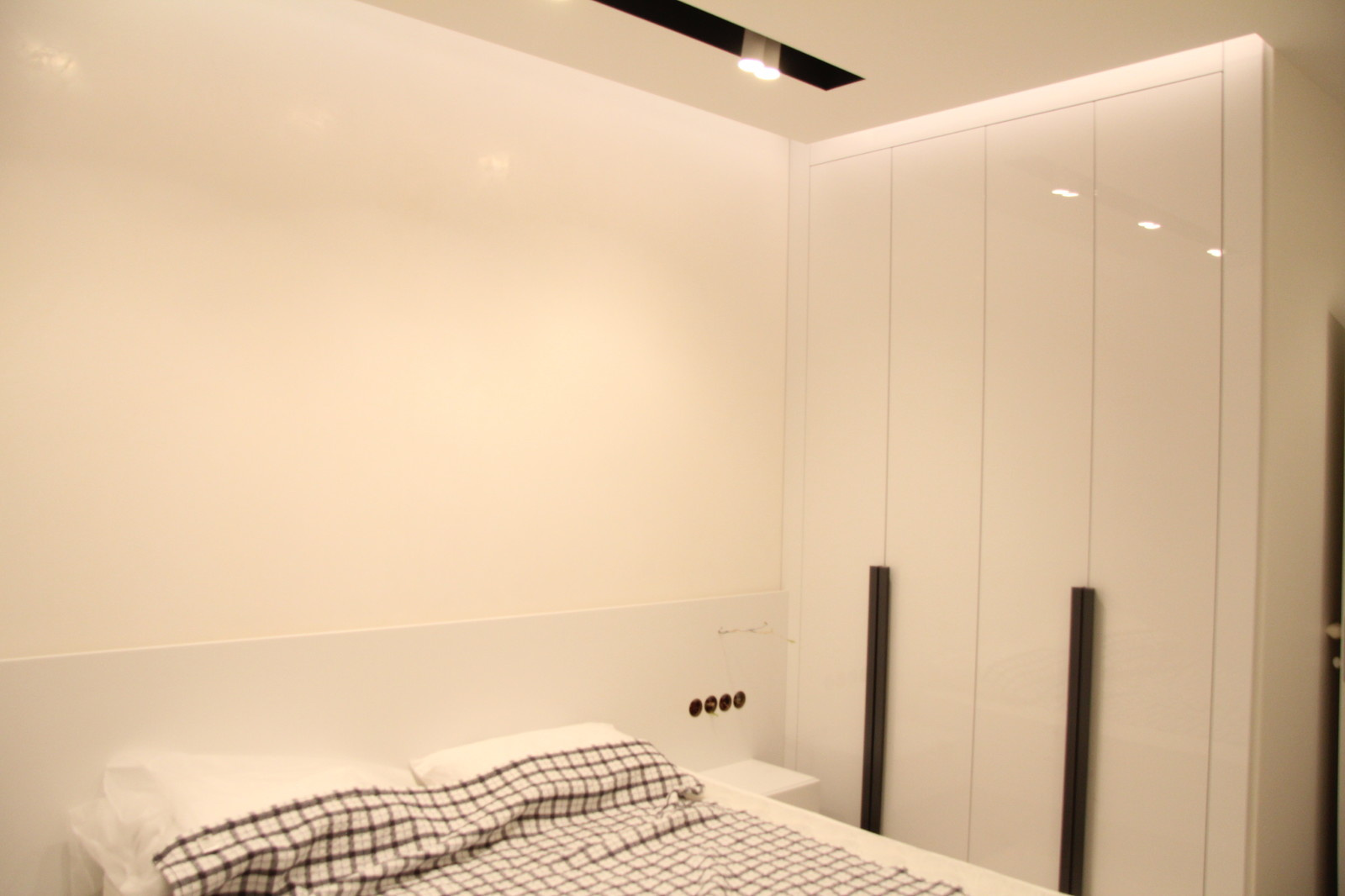 Москва. Грибальди