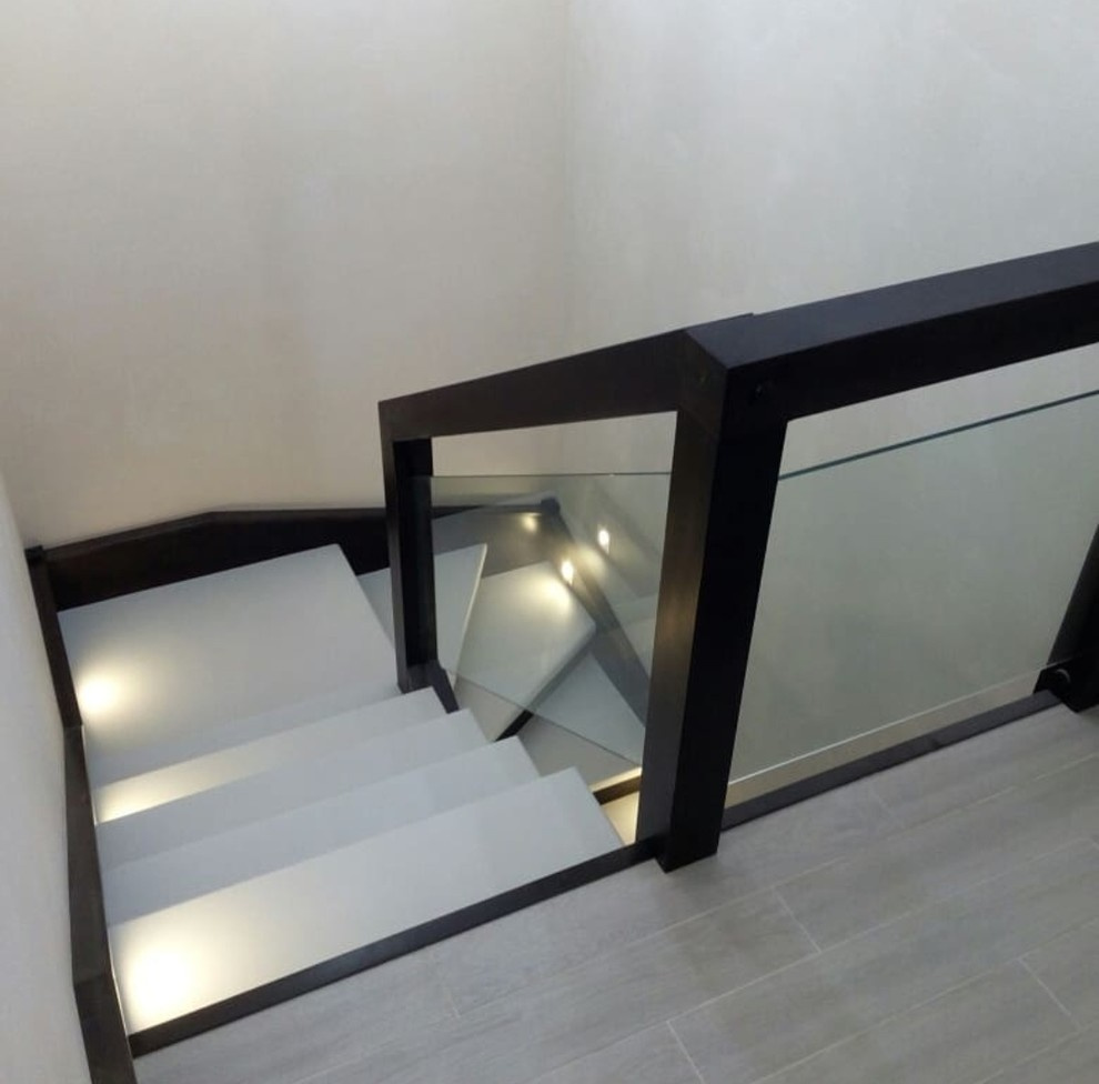 Изготовление интерьерных лестниц