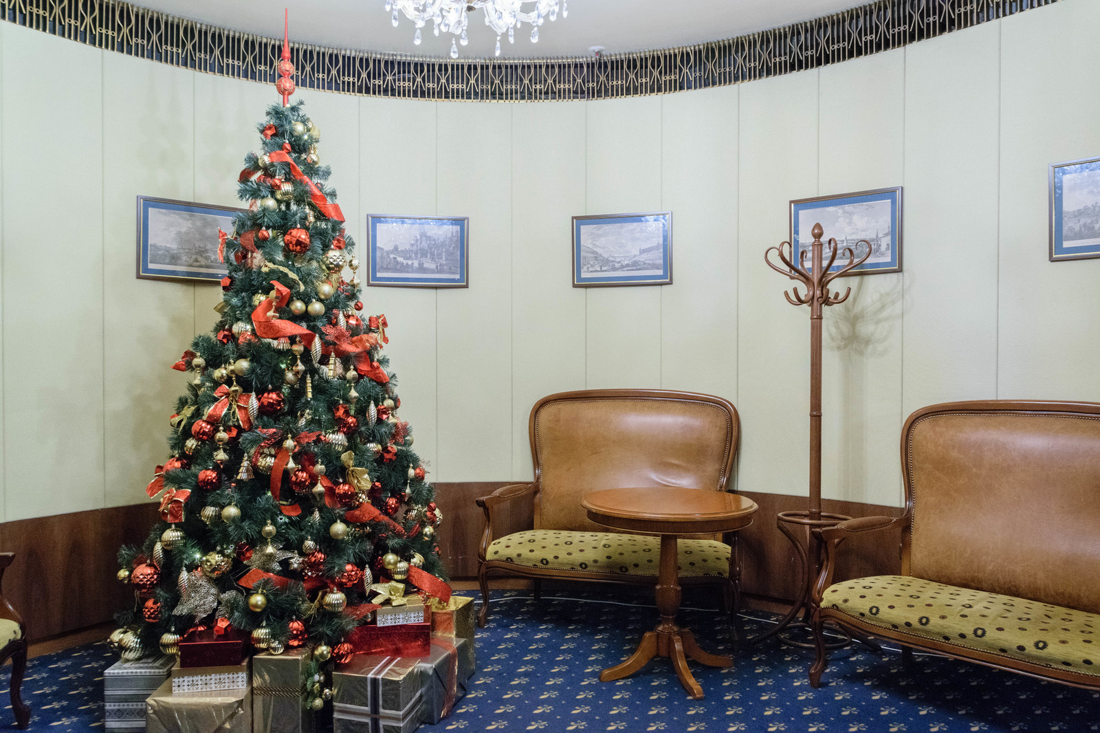 Отель Президент