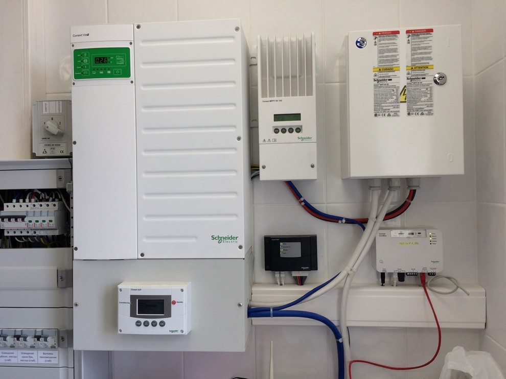 Оборудование SCHNEIDER ELECTRIC (XANTREX)